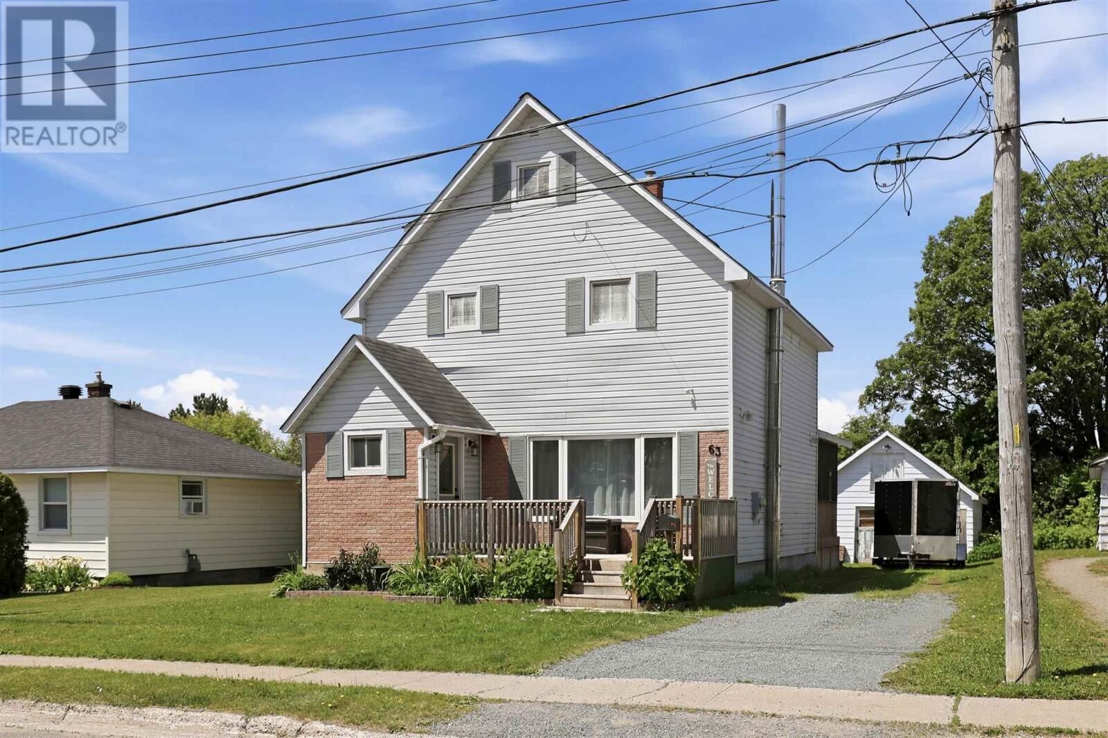 Property Photo: 63 Elmwood Ave ON P6B 4V7