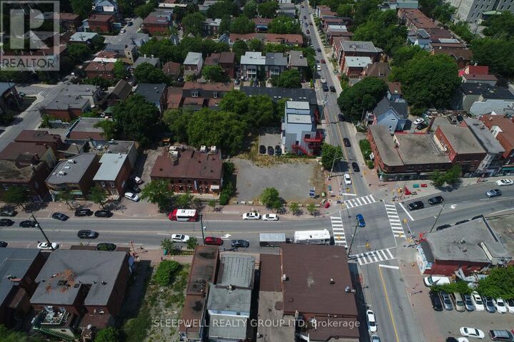 Property Photo:  290 Booth Street  ON K1R 7J7 