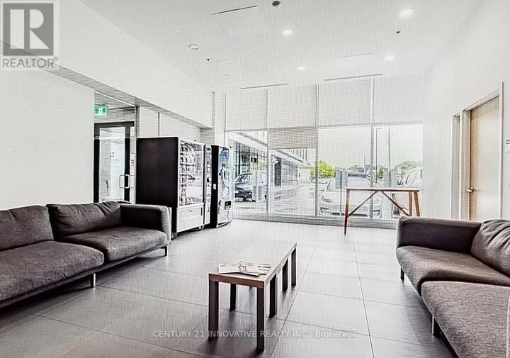Property Photo:  1900 Simcoe St N Street 314  ON L1G 4Y3 