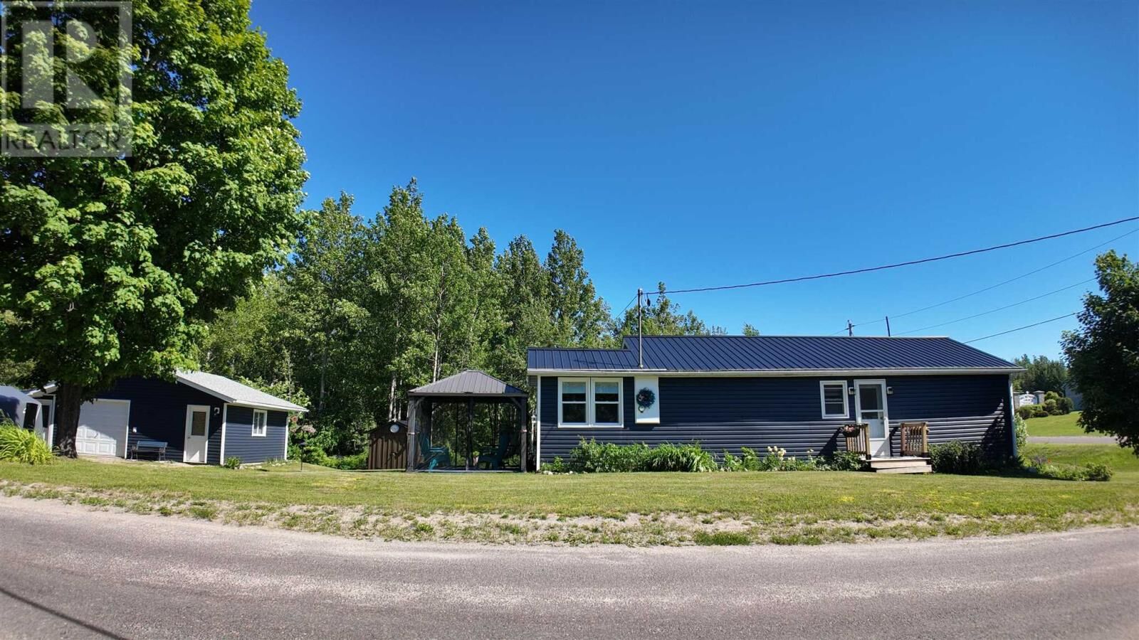 Property Photo:  1607 Hilton Rd  ON P0G 1G0 