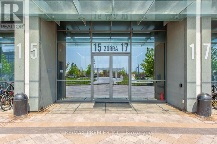 Property Photo:  17 Zorra Street 2101  ON M8Z 0C8 