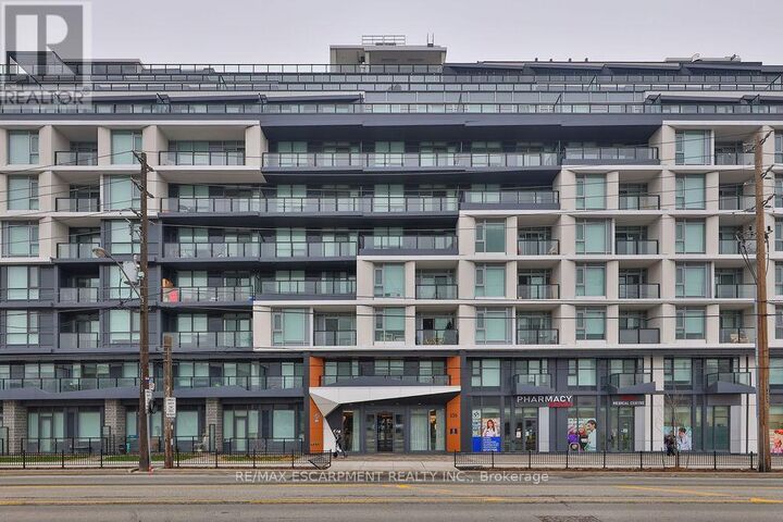 Property Photo:  556 Marlee Avenue 606  ON M6B 0B1 