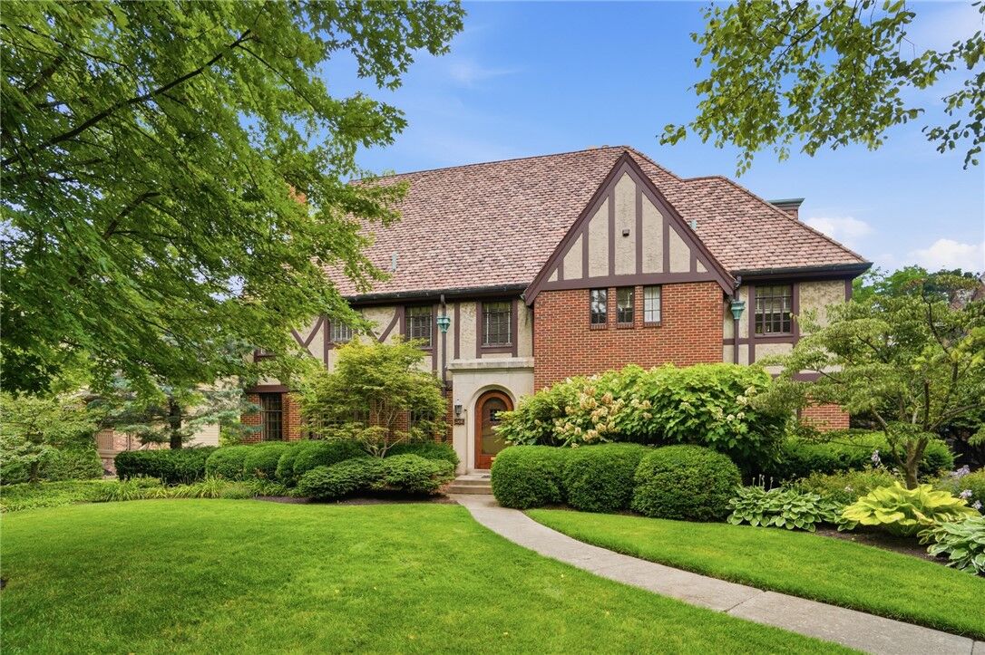 Property Photo:  133 W Hadley Road  OH 45419 