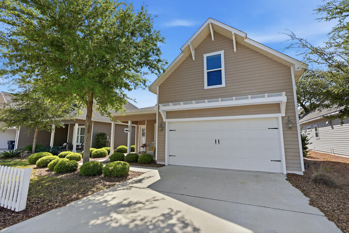 Property Photo:  219 Blakely Drew Boulevard  FL 32459 