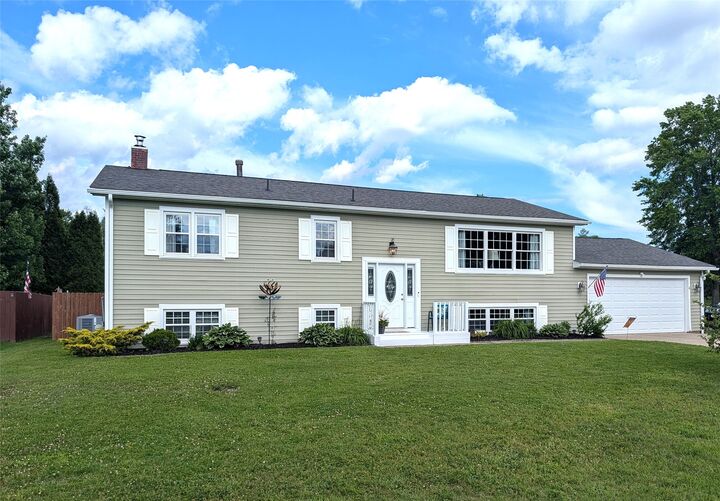 Property Photo:  104 Sherwood Drive  PA 16412 