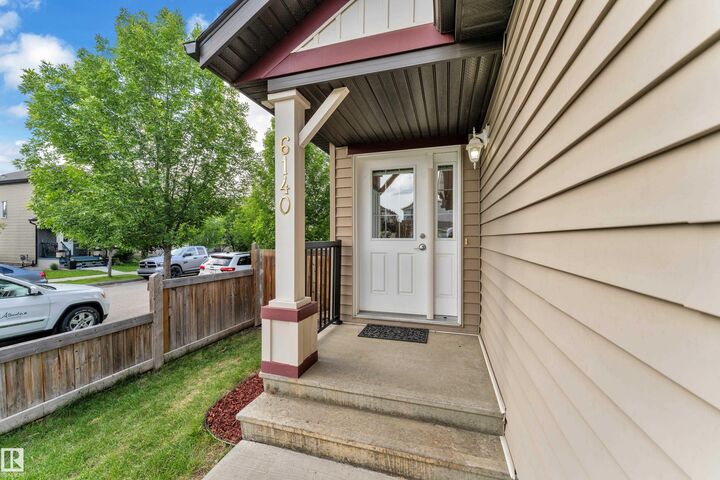 Property Photo:  6140 18 Avenue SW  AB T6X 0W2 