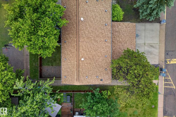 Property Photo:  220 Grandin Village  AB T8N 2J3 