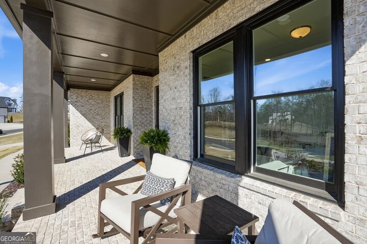 Property Photo: 17105 River Overlook Drive GA 30075
