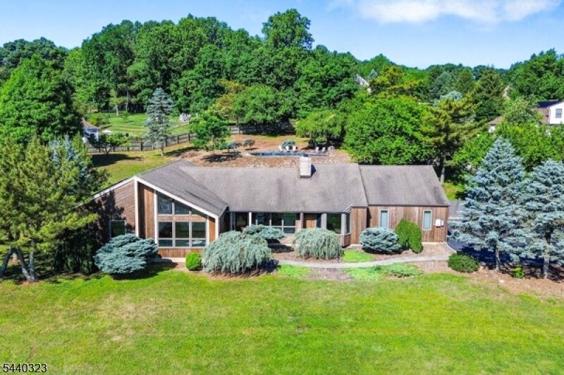 Property Photo:  2 Partridge Run  NJ 08827 
