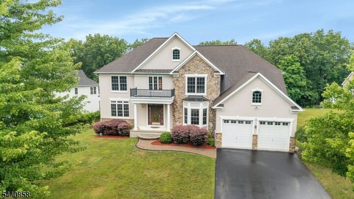 Property Photo:  11 Skyview Ter  NJ 07457 
