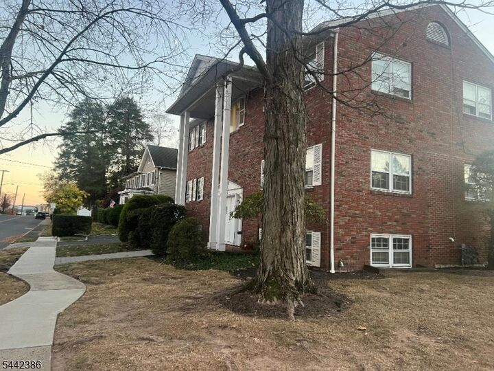 Property Photo:  169 Mountain Ave  NJ 07090 