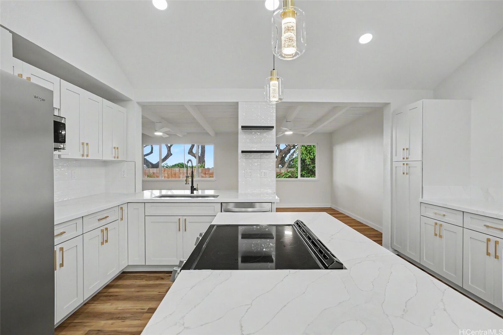 Property Photo:  94-257 Kiaha Loop  HI 96789 