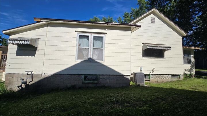 Property Photo:  419 E 5th Street  MO 64429 