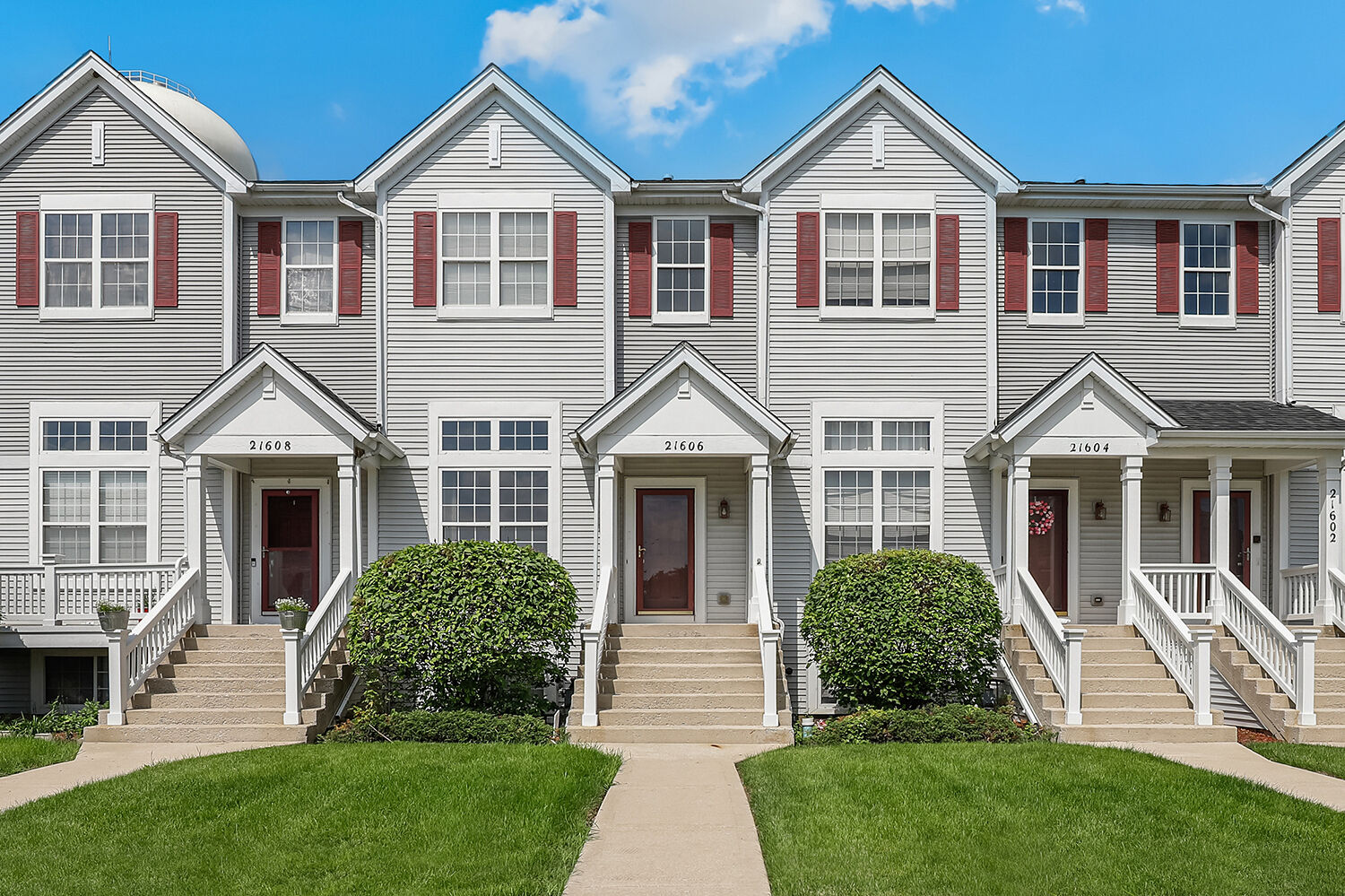 Property Photo:  21606 Dogwood Road  IL 60443 