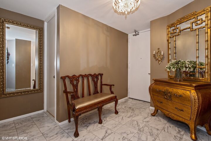 Property Photo: 505 N Lake Shore Drive 1707 IL 60611