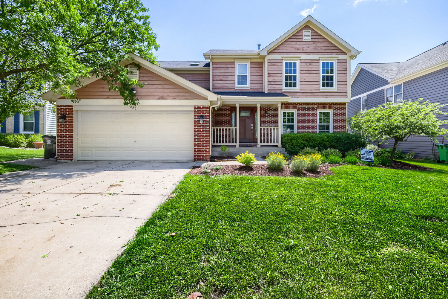 Property Photo: 231 Biscayne Street IL 60108
