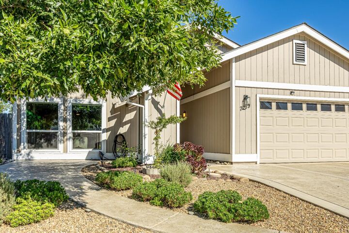 Property Photo:  7219 Mountainside Street  CA 95621 