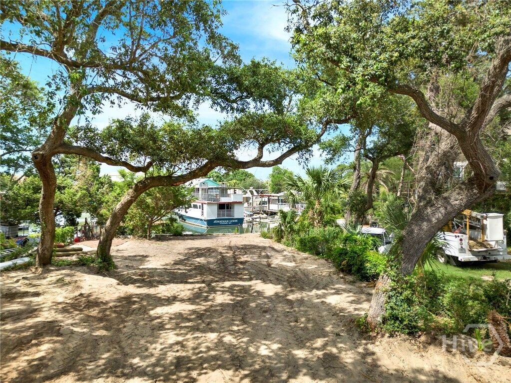 Property Photo:  32 Estill Hammock Parkway  GA 31328 
