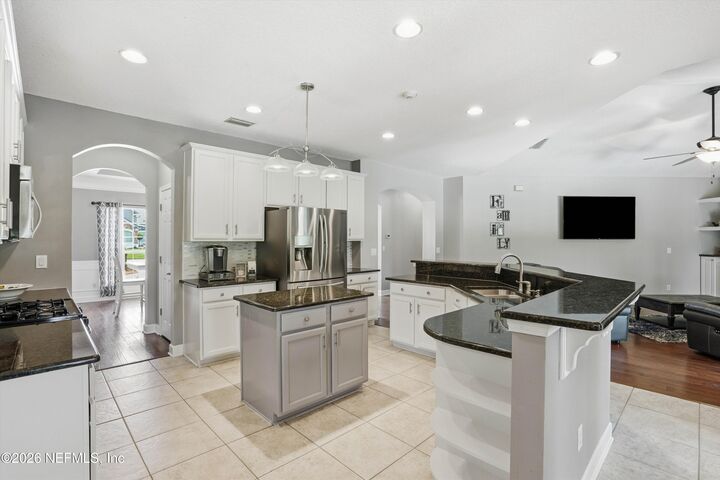 Property Photo:  4621 W Seneca Drive  FL 32259 