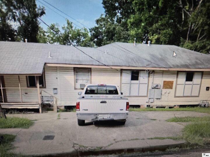 Property Photo:  211 Linderman Avenue  LA 71291 
