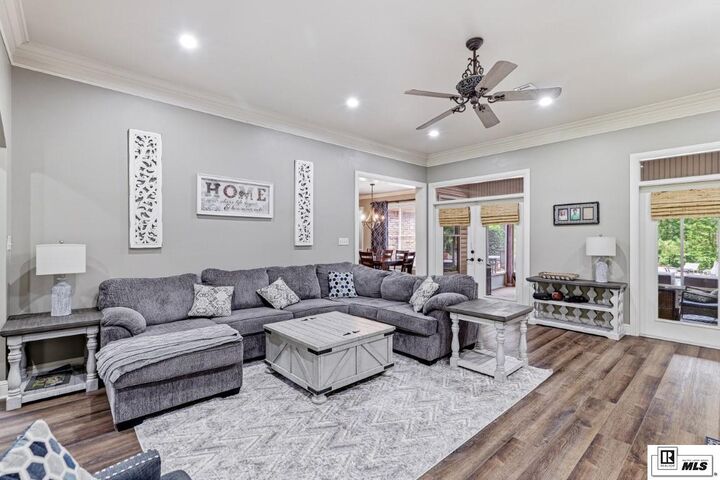 Property Photo:  407 Dollar Lane  LA 71291 