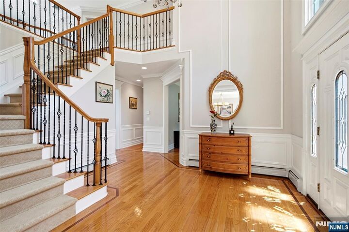 Property Photo:  18 Henmar Drive  NJ 07624 