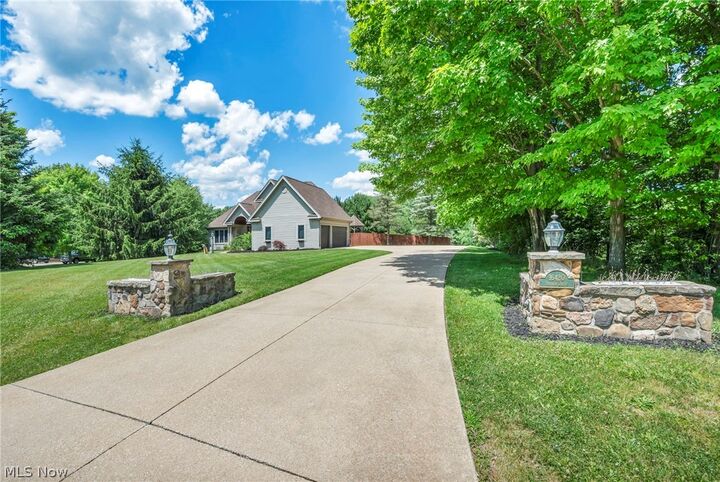 Property Photo:  16420 Vernon Drive  OH 44491 