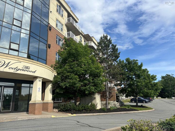 Property Photo: 302 767 Parkland Drive NS B3S 1T1