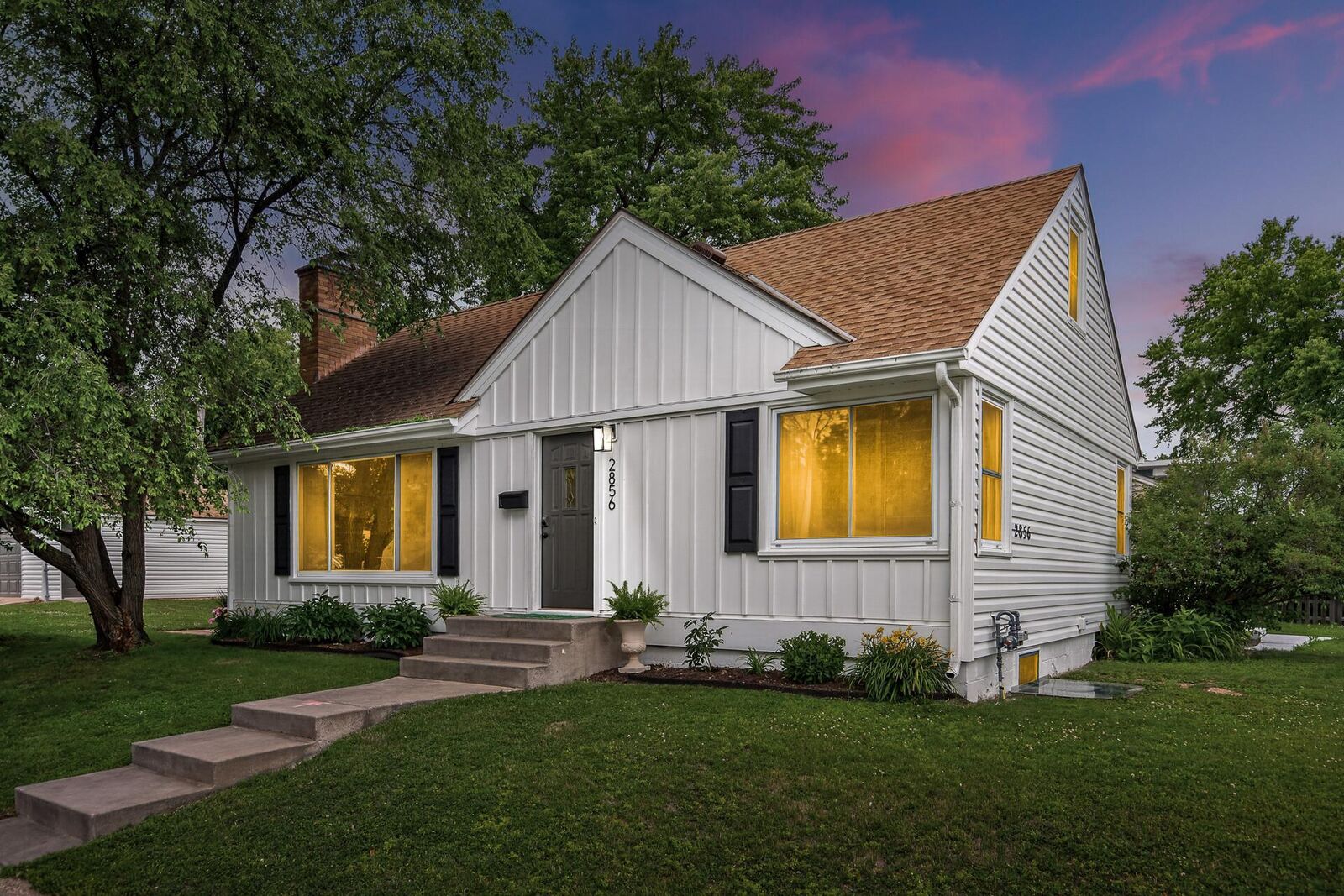 Property Photo: 2856 Brunswick Avenue S MN 55416