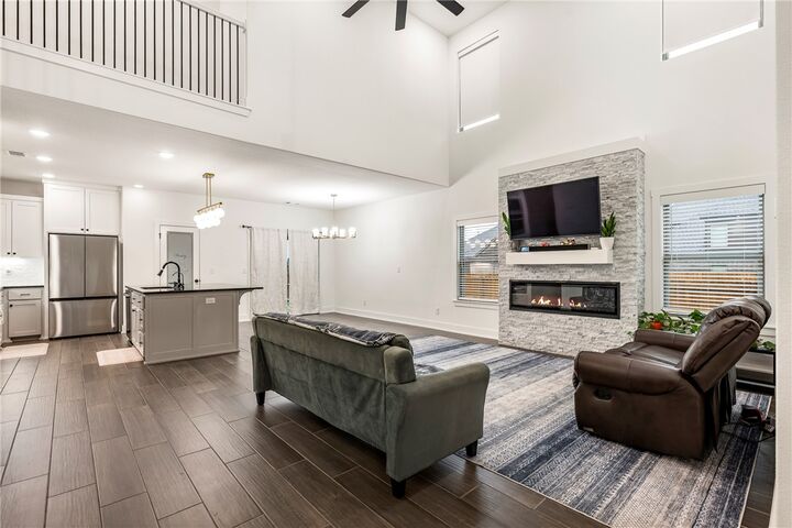 Property Photo:  7100 SW High Meadow Boulevard  AR 72713 