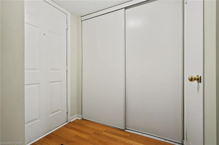 Property Photo:  117 Bristol Road E 64  ON L4Z 3P7 