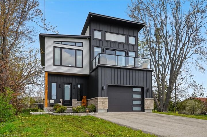 Property Photo: 4642 Anderson Avenue ON L3V 6H7