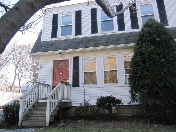 Property Photo:  41 Richwood St B  MA 01701 