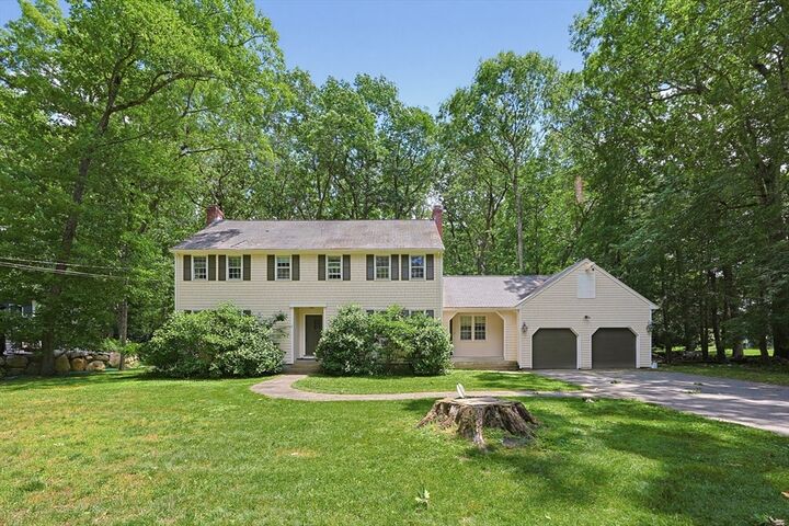 Property Photo:  12 Carriage Drive  MA 02420 