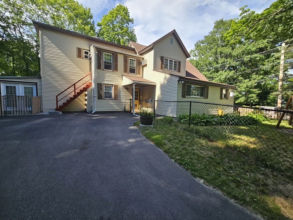 Property Photo:  90 Alvarado  MA 01604 