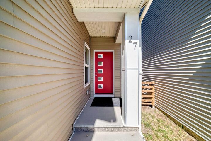 Property Photo: 27 Belvedere Point SE AB T2A 7Y9