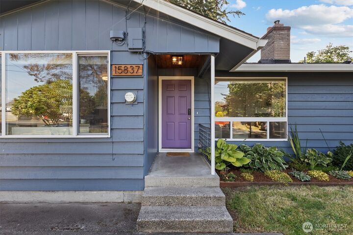 Property Photo: 15837 7th Avenue SW WA 98166