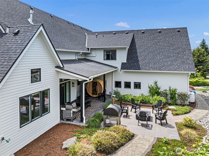 Property Photo:  4619 W Maple Lane Circle NW  WA 98335 