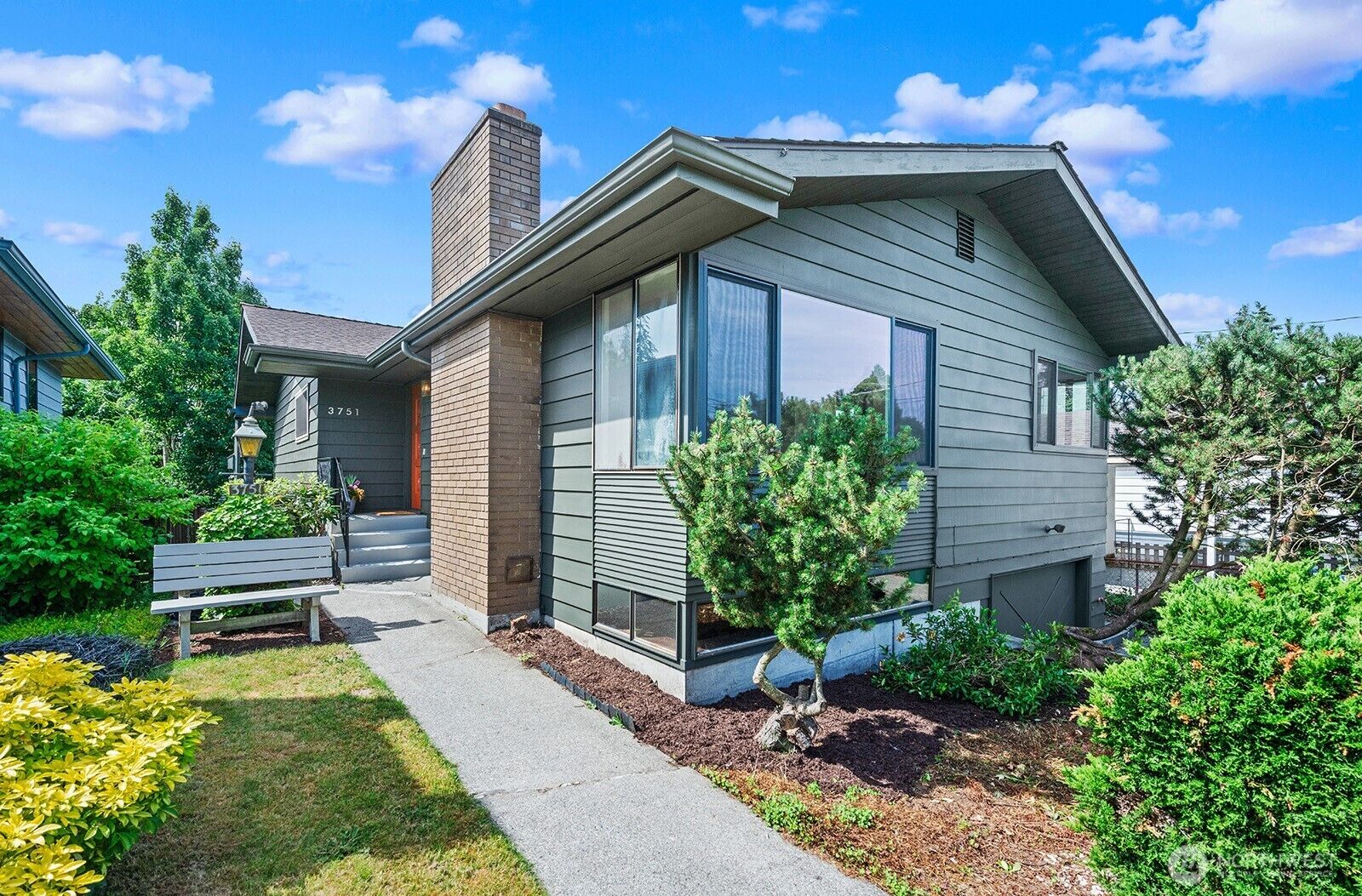 Property Photo:  3751 SW Rose Street  WA 98126 