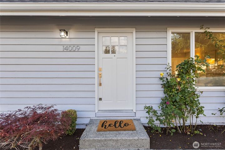 Property Photo: 14009 145th Avenue SE WA 98059
