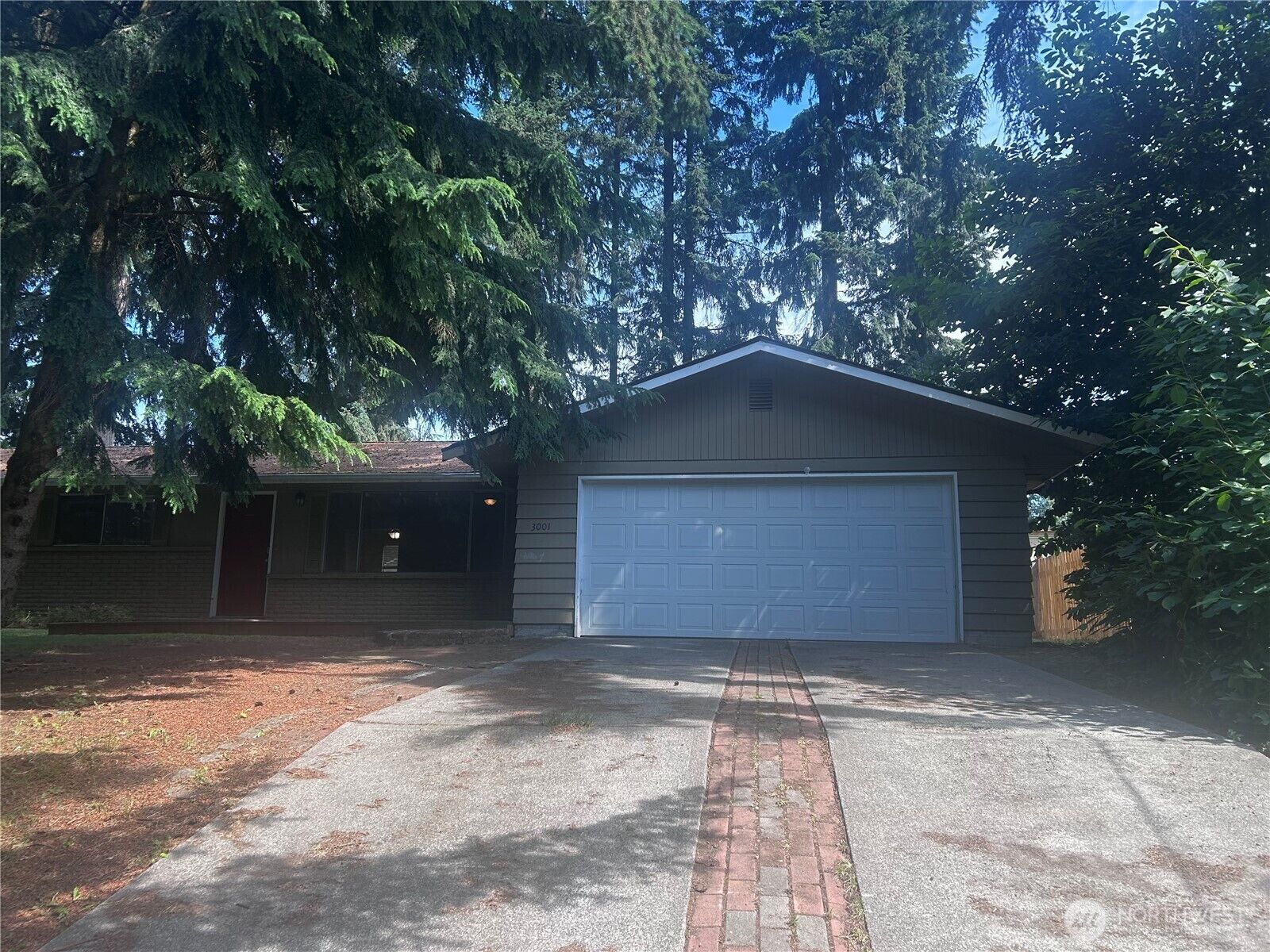 Property Photo:  3001  120th Place SE  WA 98208 