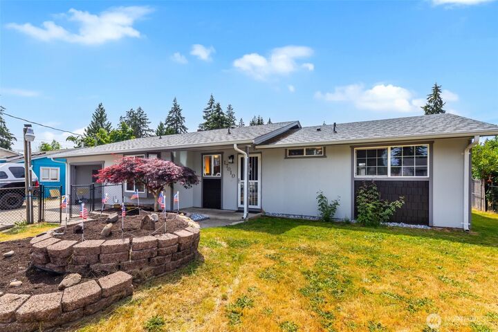 Property Photo:  17010  16th Avenue E  WA 98387 
