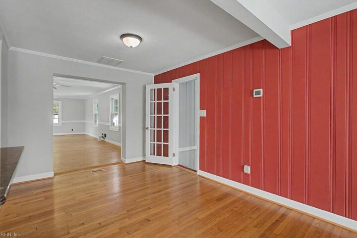 Property Photo:  106 Crandol Dr  VA 23693 