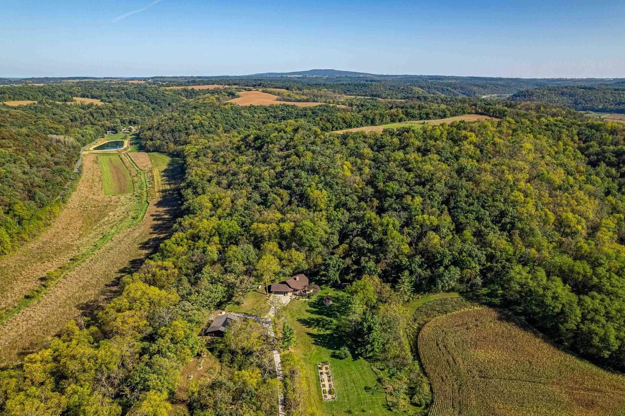 Property Photo: 5601 County Road H WI 53503