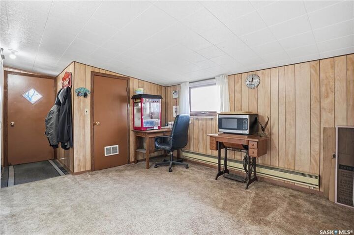 Property Photo:  514 McKenzie Street  SK S0H 3C0 