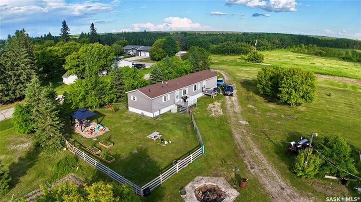 Property Photo:  511 Arundel Avenue S  SK S0A 2A0 