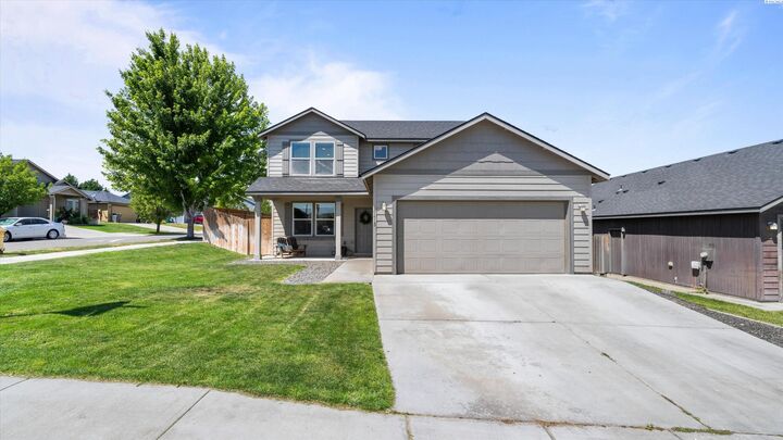 Property Photo:  9418 W 8th Place  WA 99336 