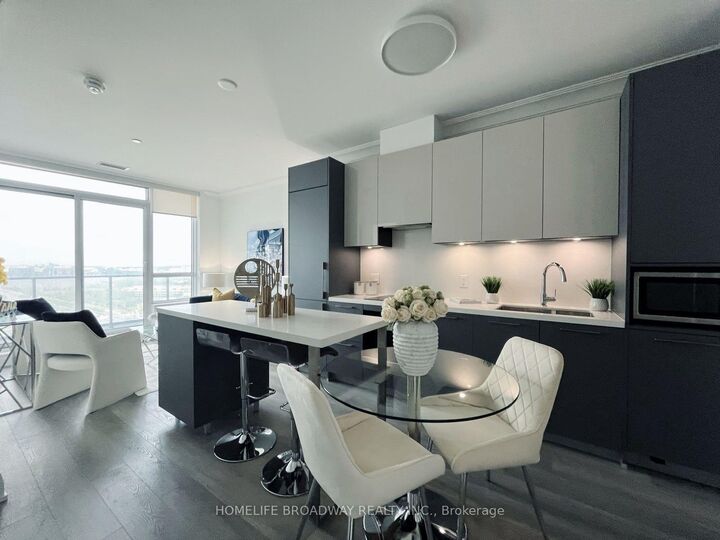 Property Photo: 18 Water Walk Drive 2307 ON L3R 6L5