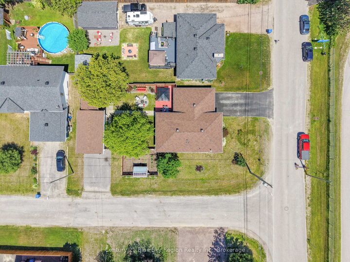 Photo de la propriété:  41 Michaud Street  ON P2B 1B6 