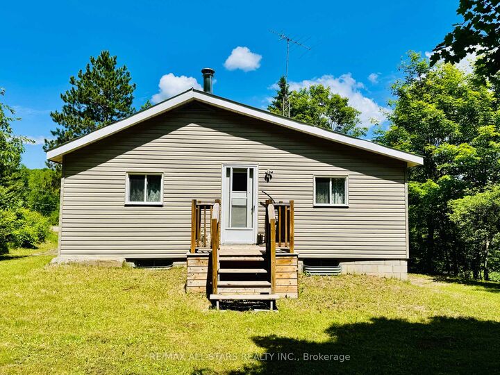 9 Pritchard Road — photo 1